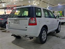 لاند روفر LR2